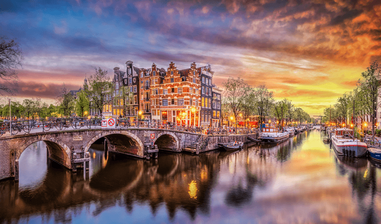 Amsterdam, river